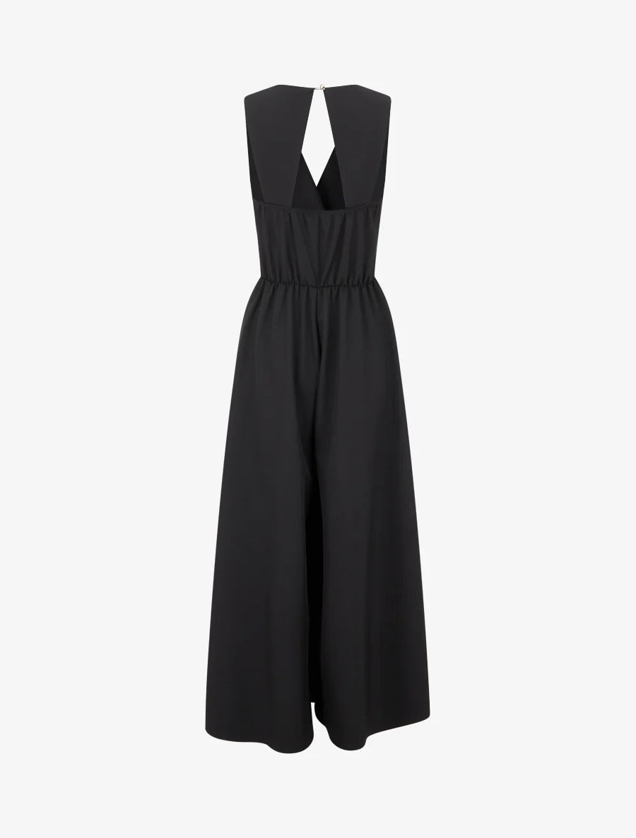 Mono Elegancia Abierta